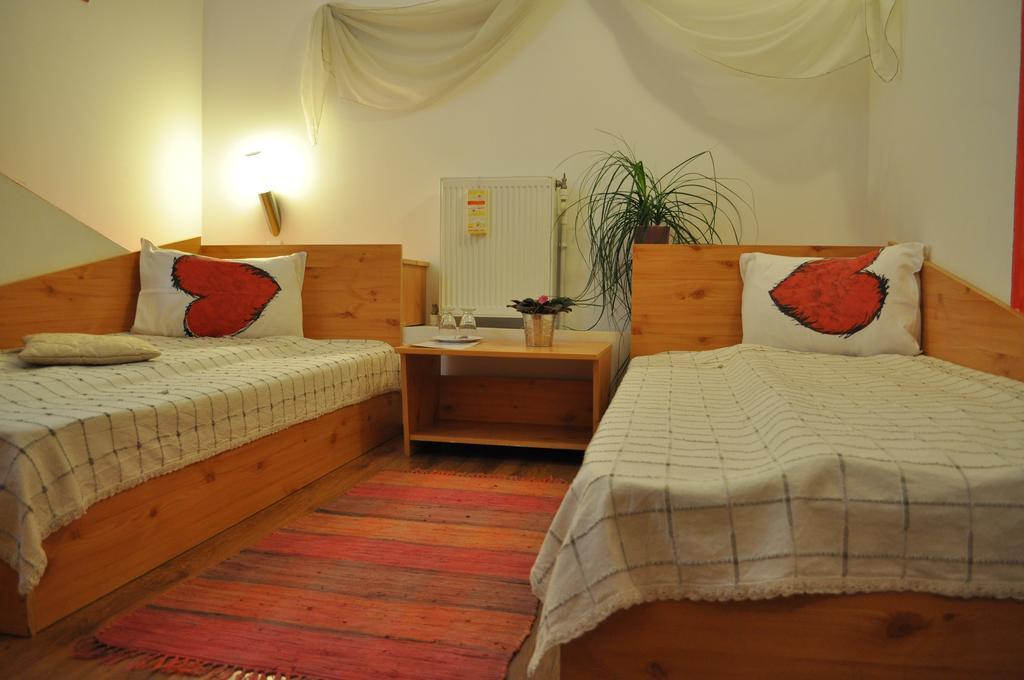 Bistro-Pension La Teleferic Сіная Екстер'єр фото