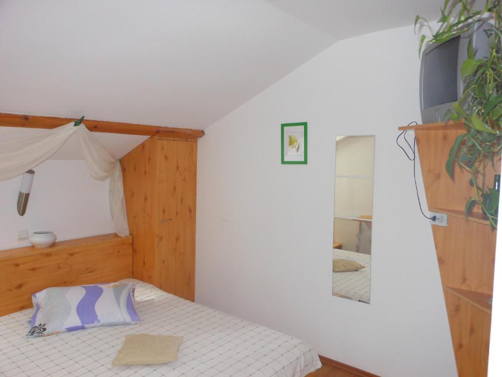 Bistro-Pension La Teleferic Сіная Екстер'єр фото